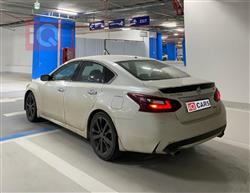 نيسان ألتيما